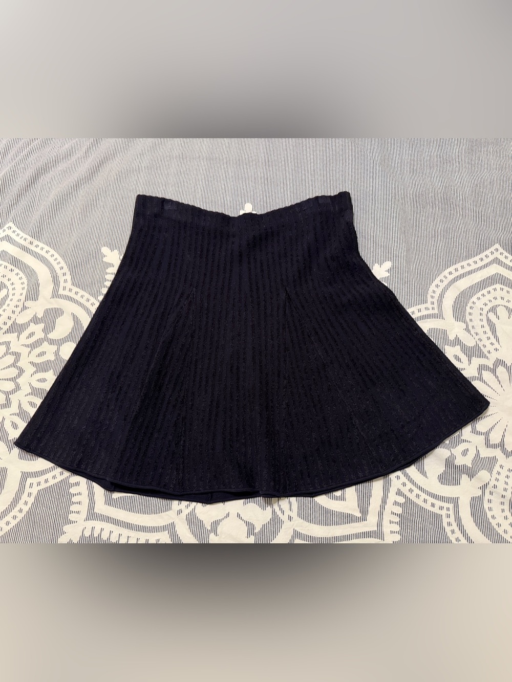 Ann Taylor Navy Mini A-Line Skirt Size L